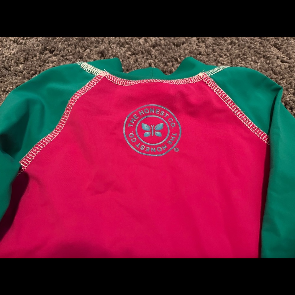 COPY - Honest Co. Baby Rash Guard - Picture 3 of 4